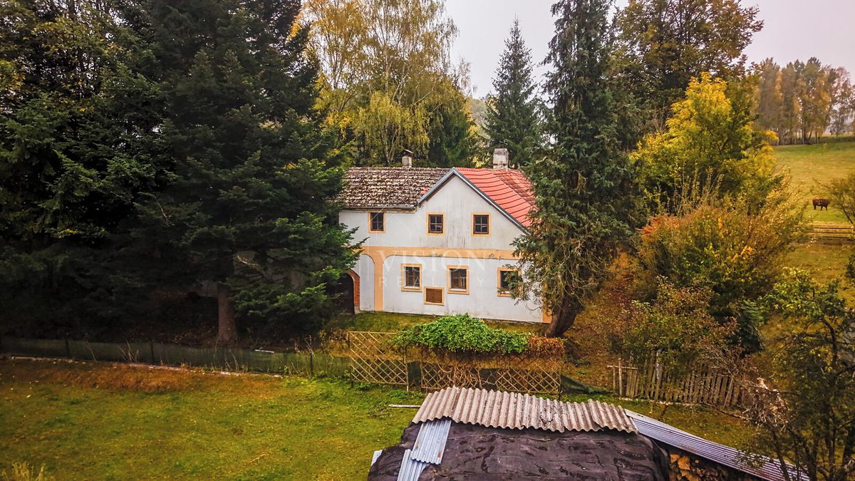 Prodej rodinného domu 130 m², pozemek 1336 m², Benešov nad Černou – fotka 1 z 3