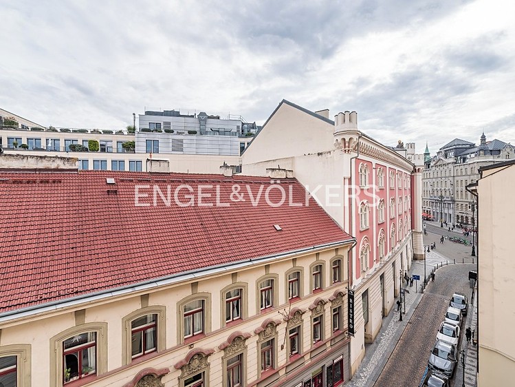 Pronájem bytu 2+1, 72 m² (3 z 11)