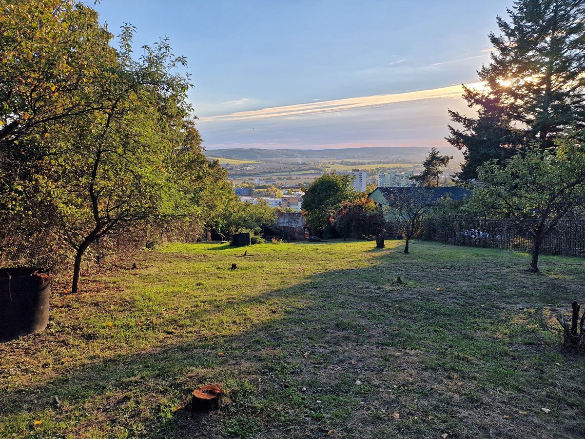 Prodej stavebního pozemku 1535 m², Brno – fotka 1 z 3