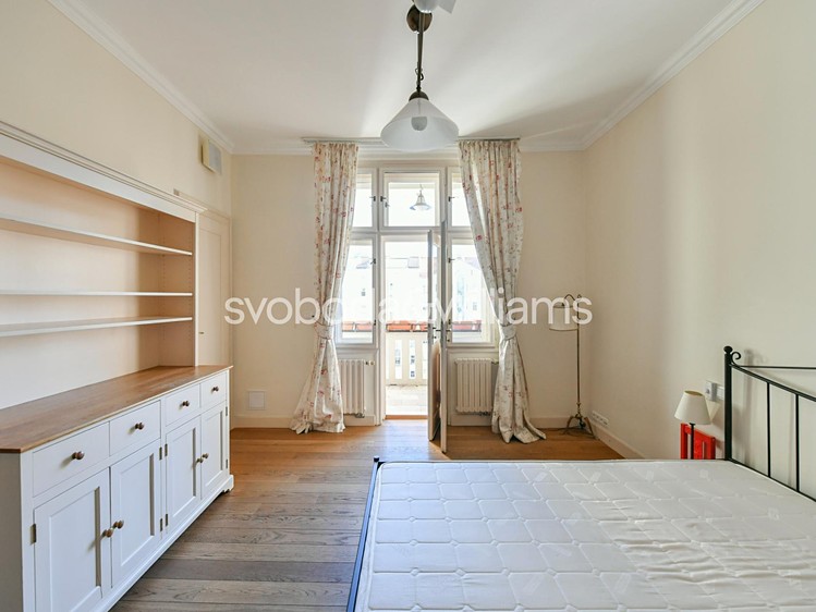 Pronájem bytu 3+kk, 125 m² (22 z 27)