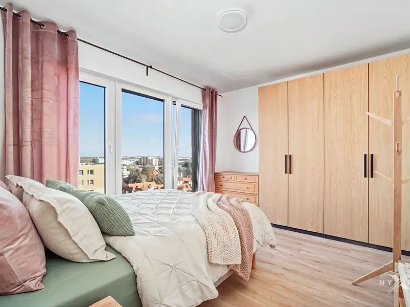 Pronájem bytu 2+kk 56 m², Praha – náhled fotky 2