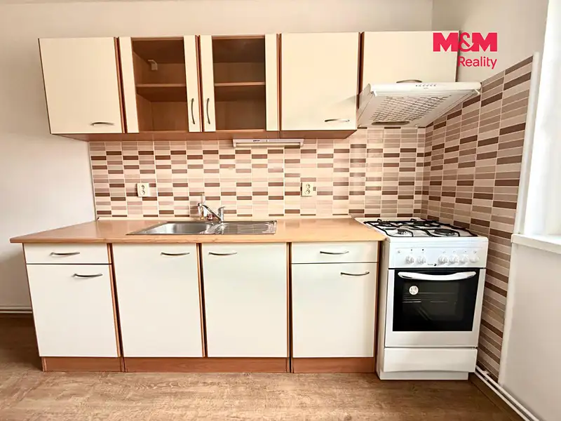 Pronájem bytu 1+1 38 m², Děčín – náhled fotky 2