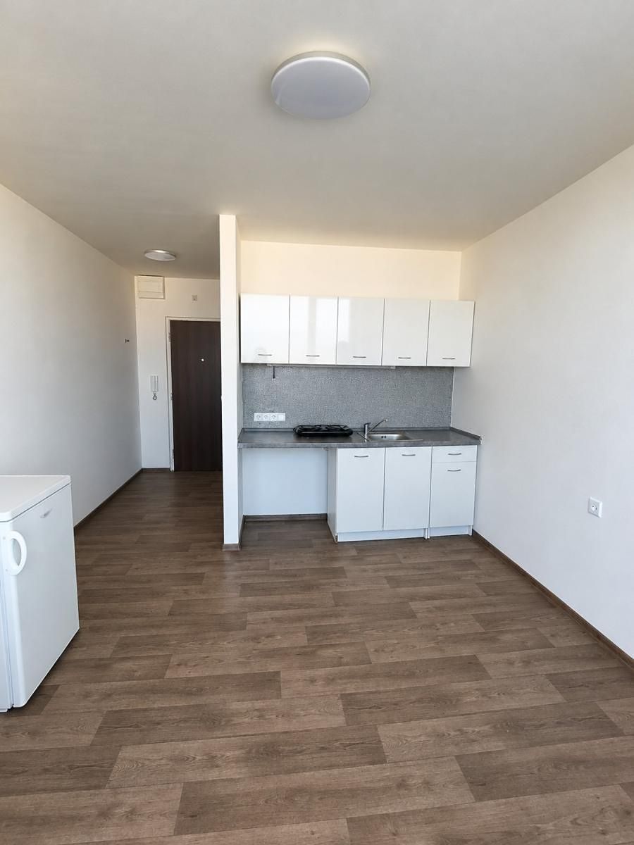 Pronájem bytu 1+kk 21 m² – fotografie 2
