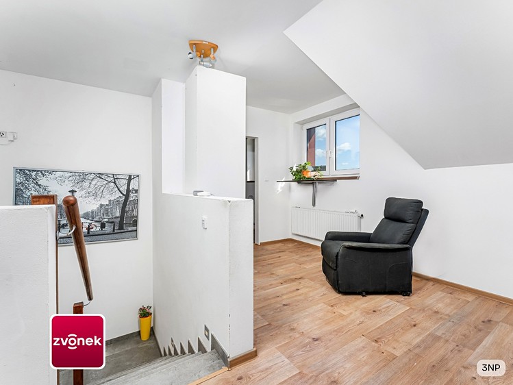 Комерційне приміщення на продаж, 284 м² (10 з 34)
