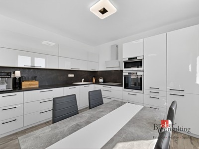 Wohnung 4+kk zum Kauf, 80 m² (2 von 28)
