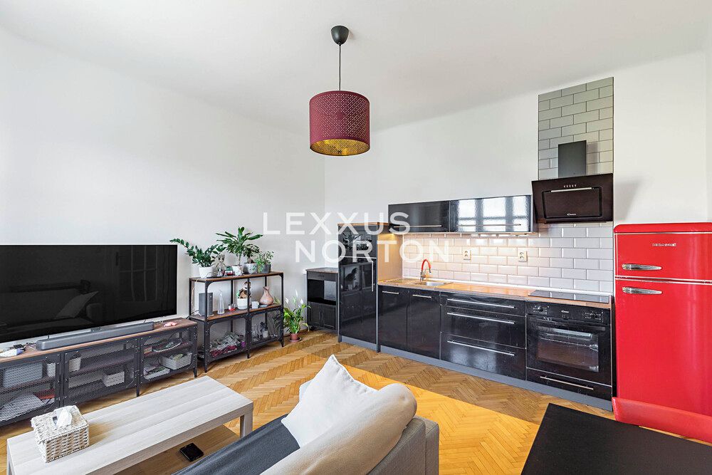 Prodej bytu 2+kk 50 m², Praha – fotka 1 z 3