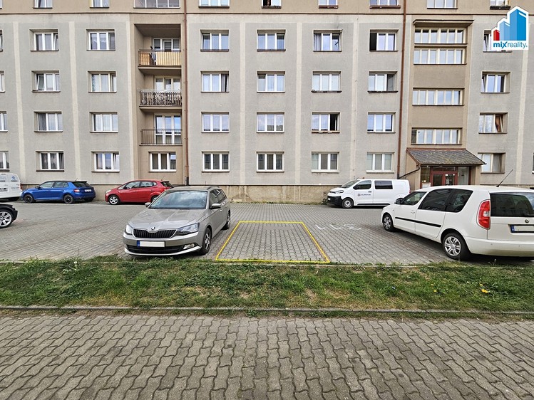 Нерухомість в оренду, 13 м² (1 з 4)