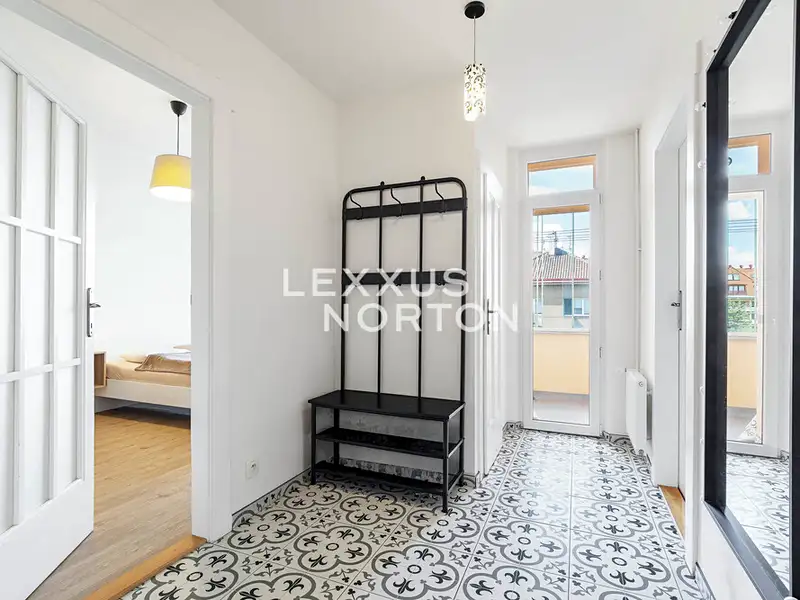 Prodej bytu 2+kk 50 m², Praha – náhled fotky 2