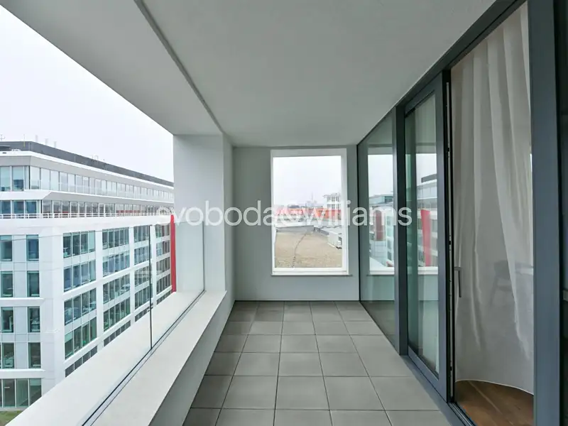 Pronájem bytu 4+kk 156 m², Praha – náhled fotky 3