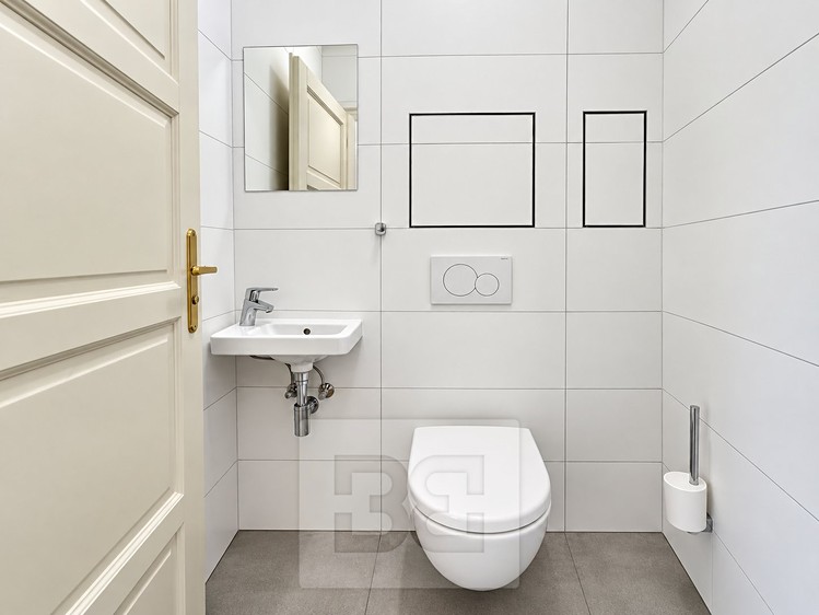 Pronájem bytu 2+kk, 72 m² (15 z 22)
