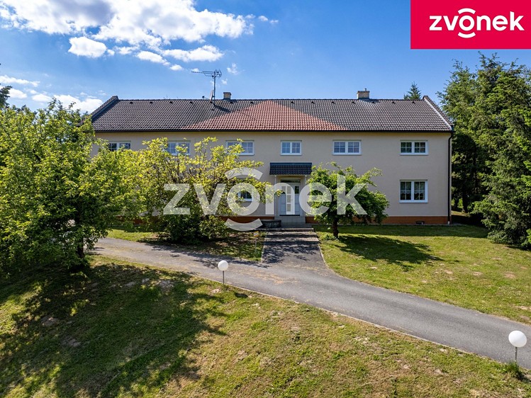Будинок на продаж, 400 м² (1 з 40)