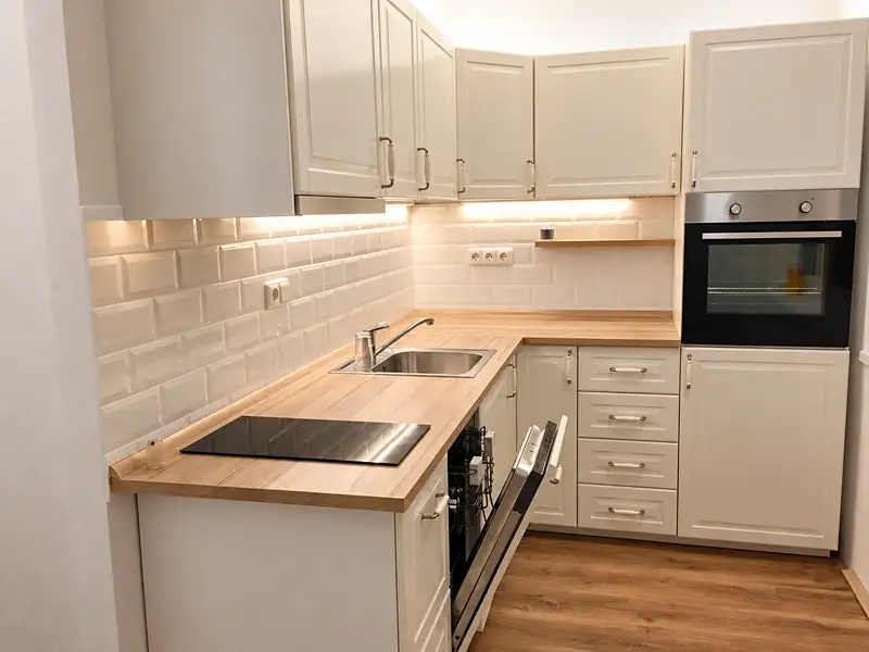 Pronájem bytu 2+1 52 m², Břeclav – náhled fotky 3