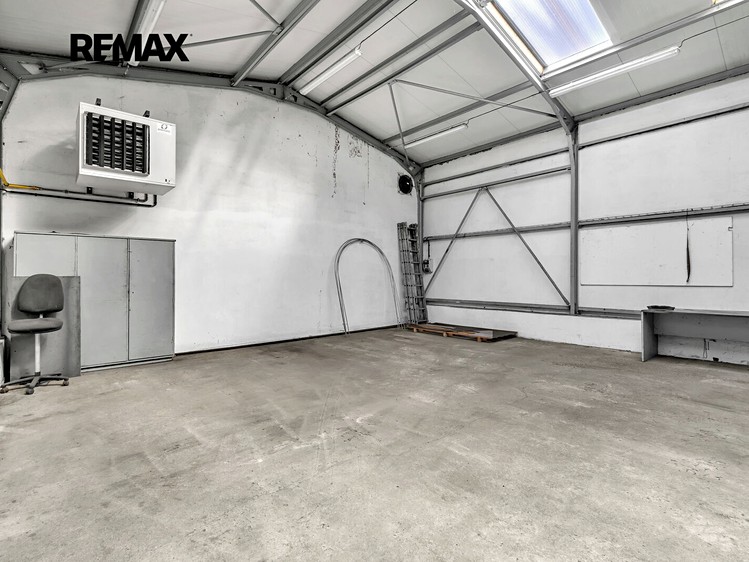 Prodej komerčního prostoru, 1 380 m² (7 z 23)