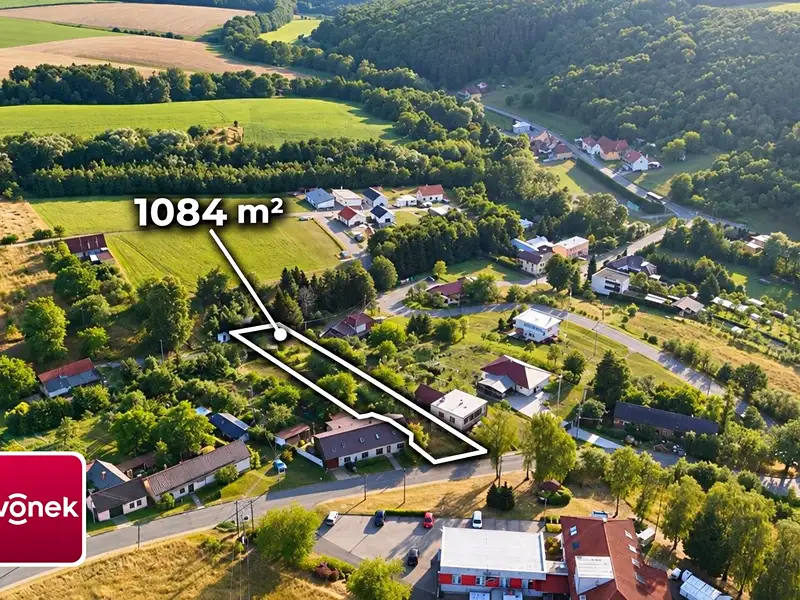 Prodej stavebního pozemku 1084 m², Svárov – náhled fotky 1