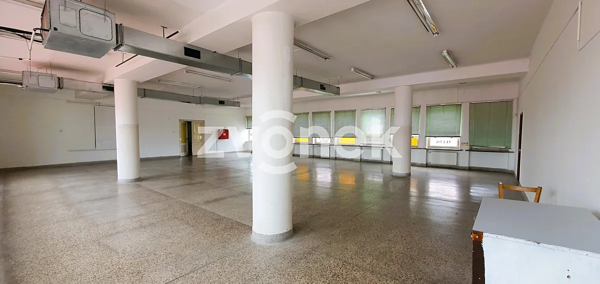 Pronájem obchodního prostoru 212 m²