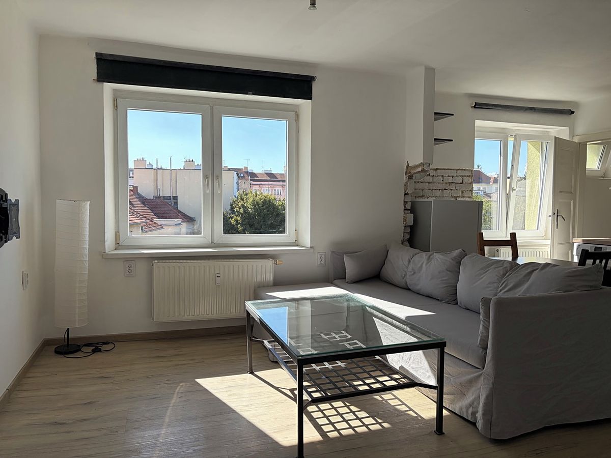 Pronájem bytu 1+kk 35 m², Brno – fotka 1 z 3