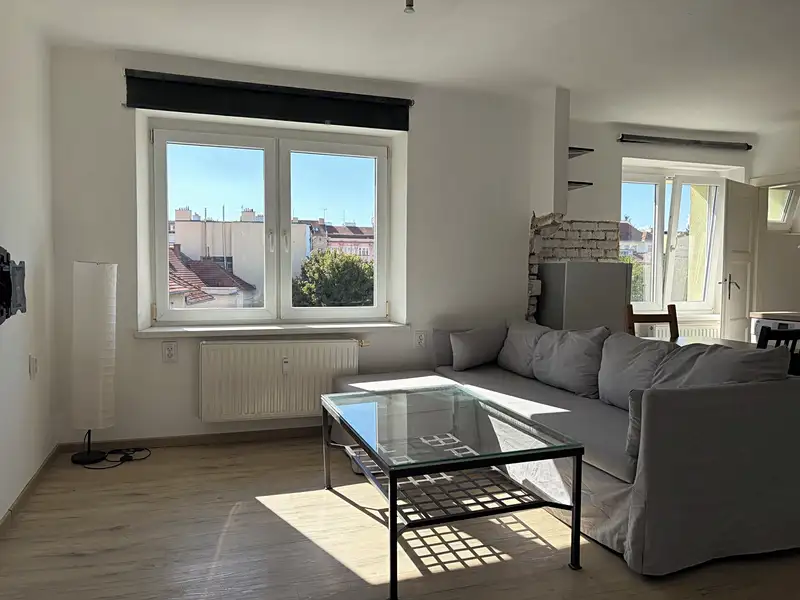 Pronájem bytu 1+kk 35 m², Brno – náhled fotky 1