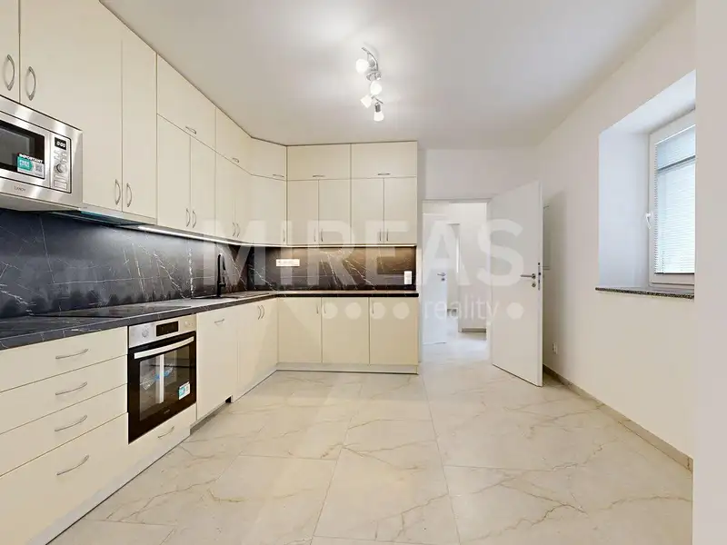 Pronájem rodinného domu 134 m², pozemek 97 m², Lysá nad Labem – náhled fotky 2