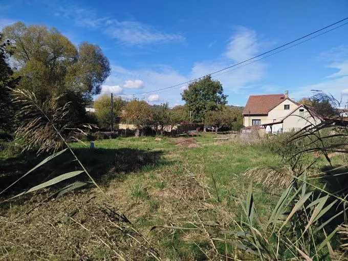 Prodej stavebního pozemku 810 m²