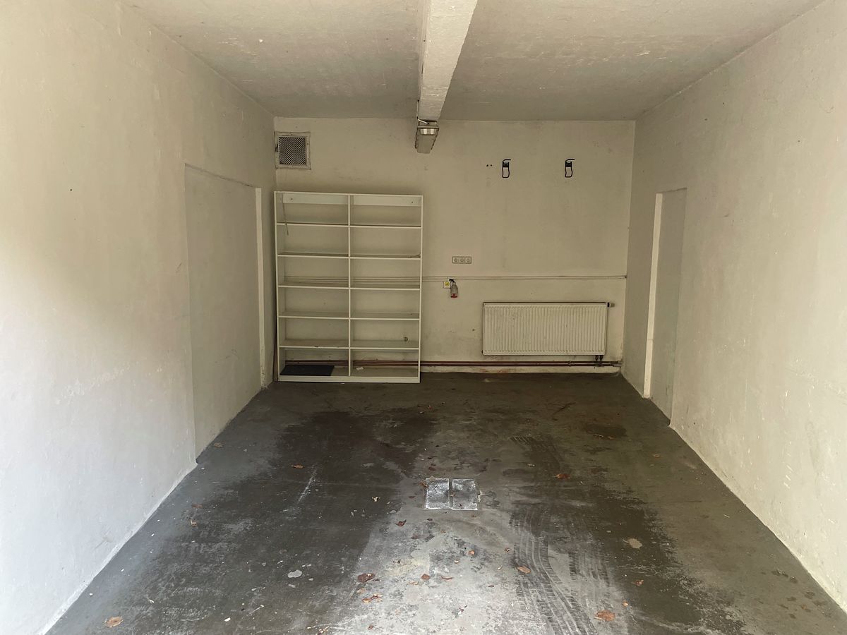 Pronájem garáže 21 m², Praha – fotka 1 z 3