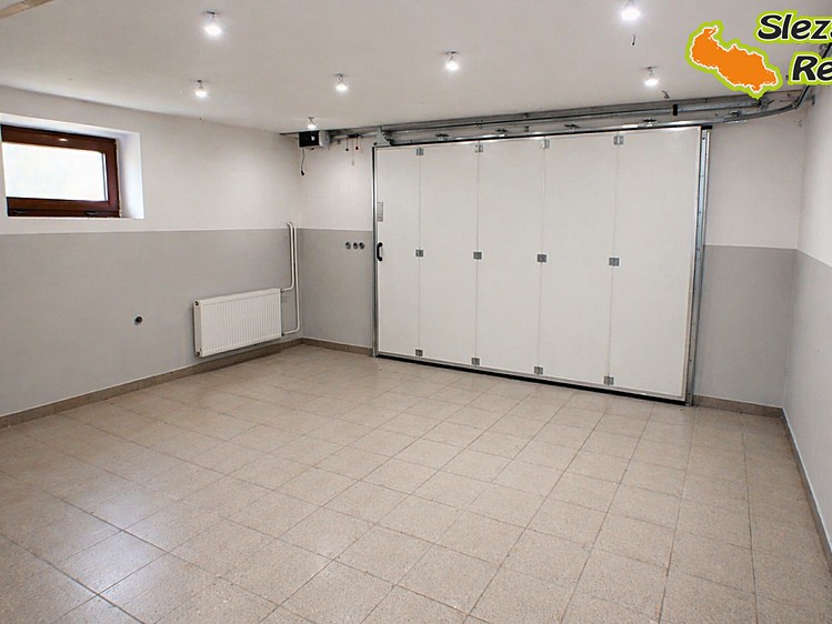 Prodej komerčního prostoru, 380 m² (32 z 33)