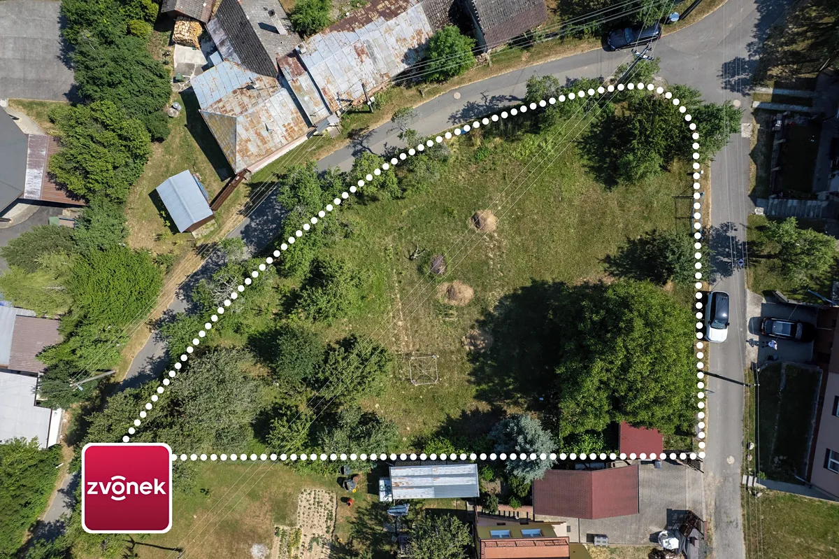 Prodej stavebního pozemku 1282 m²