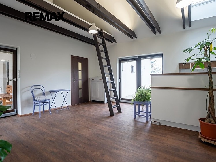 Prodej domu, 129 m² (27 z 38)
