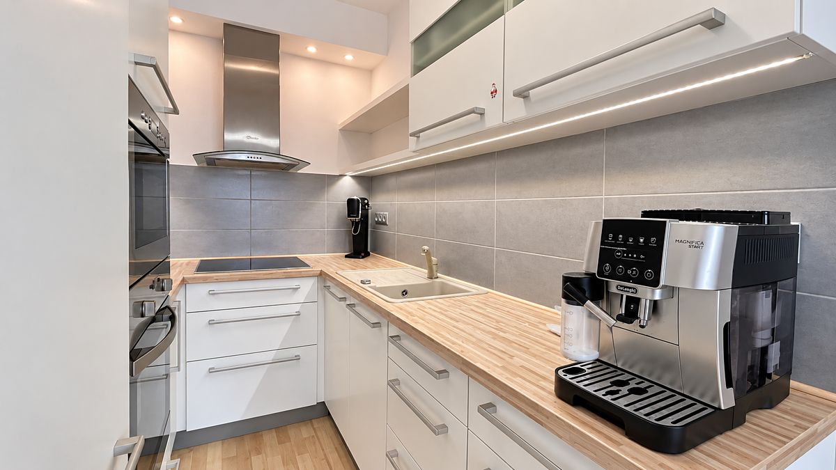 Prodej bytu 2+kk 51 m², Praha – fotka 1 z 3