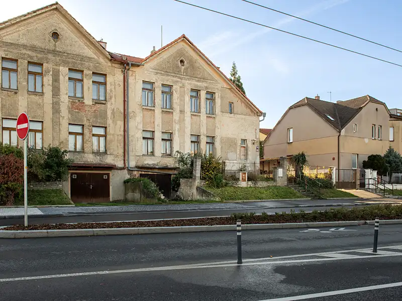 Prodej vily 300 m², pozemek 460 m², Praha – náhled fotky 3