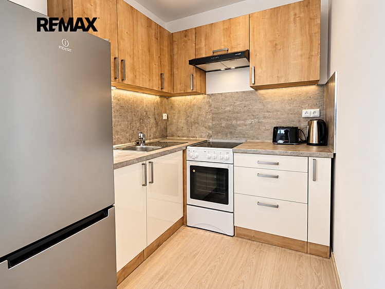 Квартира 1+kk в оренду, 34 м² (3 з 10)