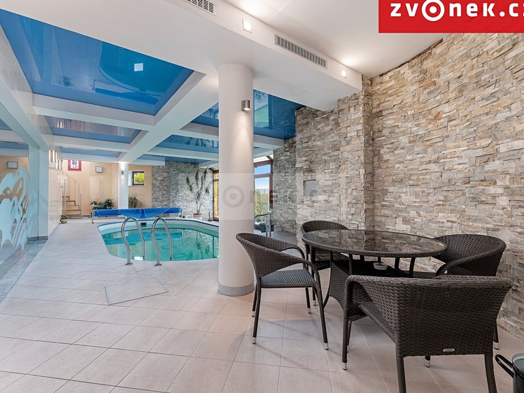Комерційне приміщення на продаж, 540 м² (4 з 34)