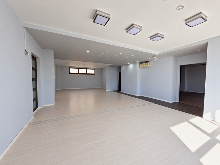 Комерційне приміщення в оренду, 165 м² (1 з 6)