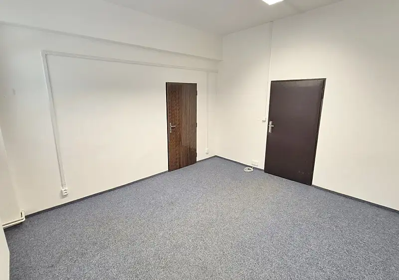 Pronájem kanceláře 17 m², Praha – náhled fotky 3