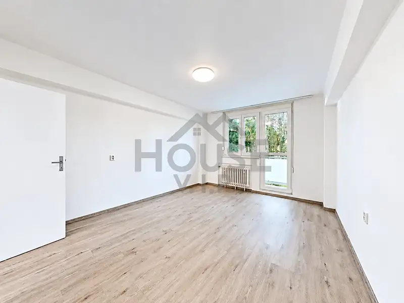 Prodej bytu 2+1 54 m², Praha – náhled fotky 2