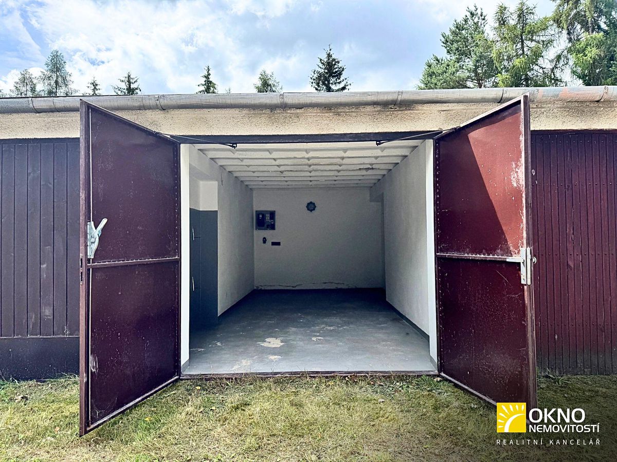 Pronájem garáže 19 m², Žďár nad Sázavou – fotka 1 z 3