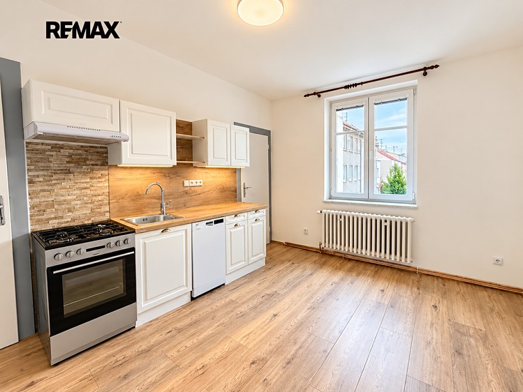 Квартира 3+kk в оренду, 73 м² (1 з 11)