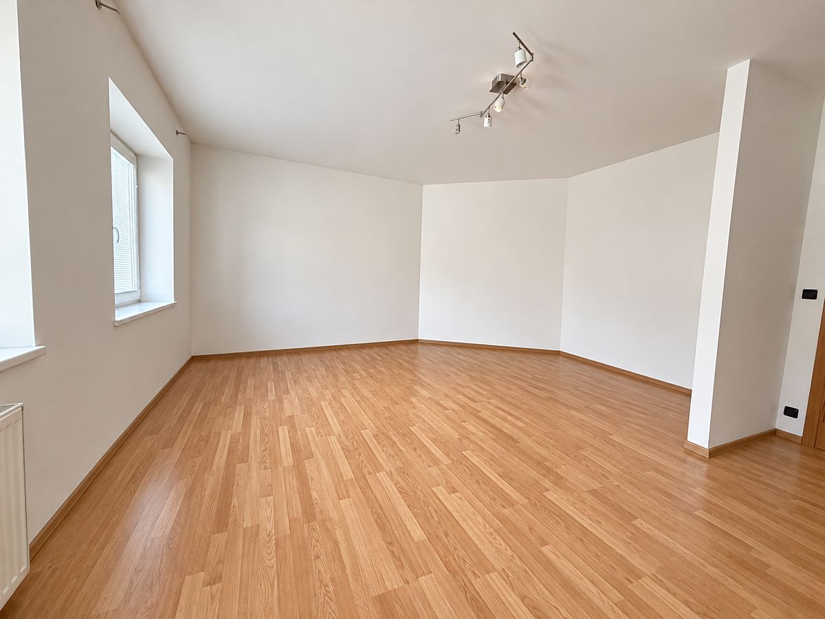 Prodej bytu 1+1 43 m², Kladno – fotka 1 z 3