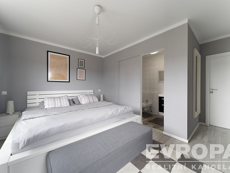 Будинок на продаж, 130 м² (9 з 32)