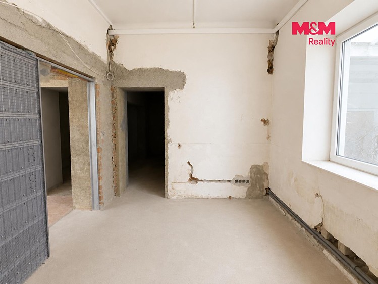 Prodej komerčního prostoru, 153 m² (9 z 27)