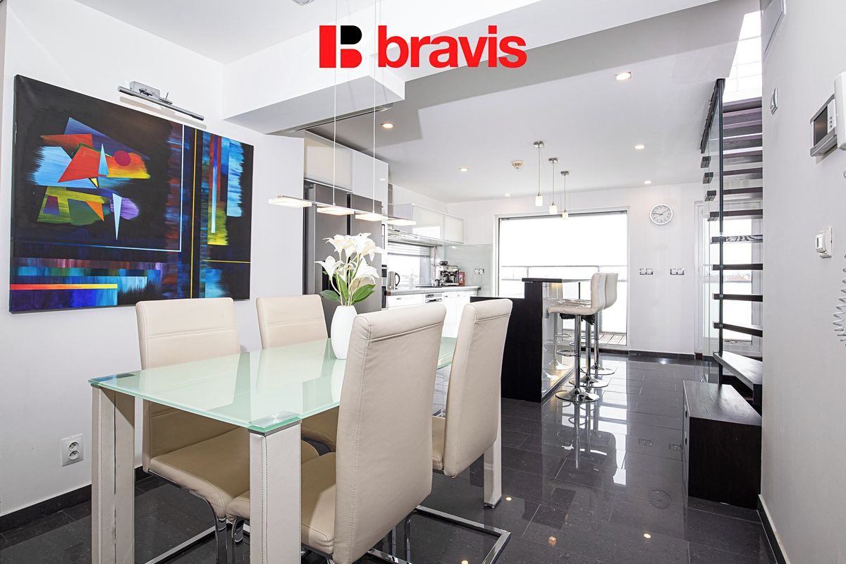 Pronájem bytu 3+kk 85 m²