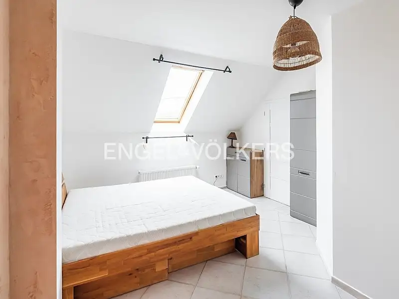 Pronájem bytu 3+kk 90 m², Praha – náhled fotky 3