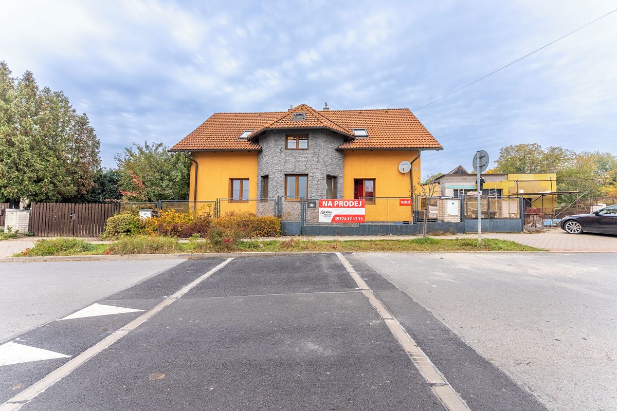 Prodej rodinného domu 170 m², pozemek 700 m², Jíloviště – fotka 1 z 3