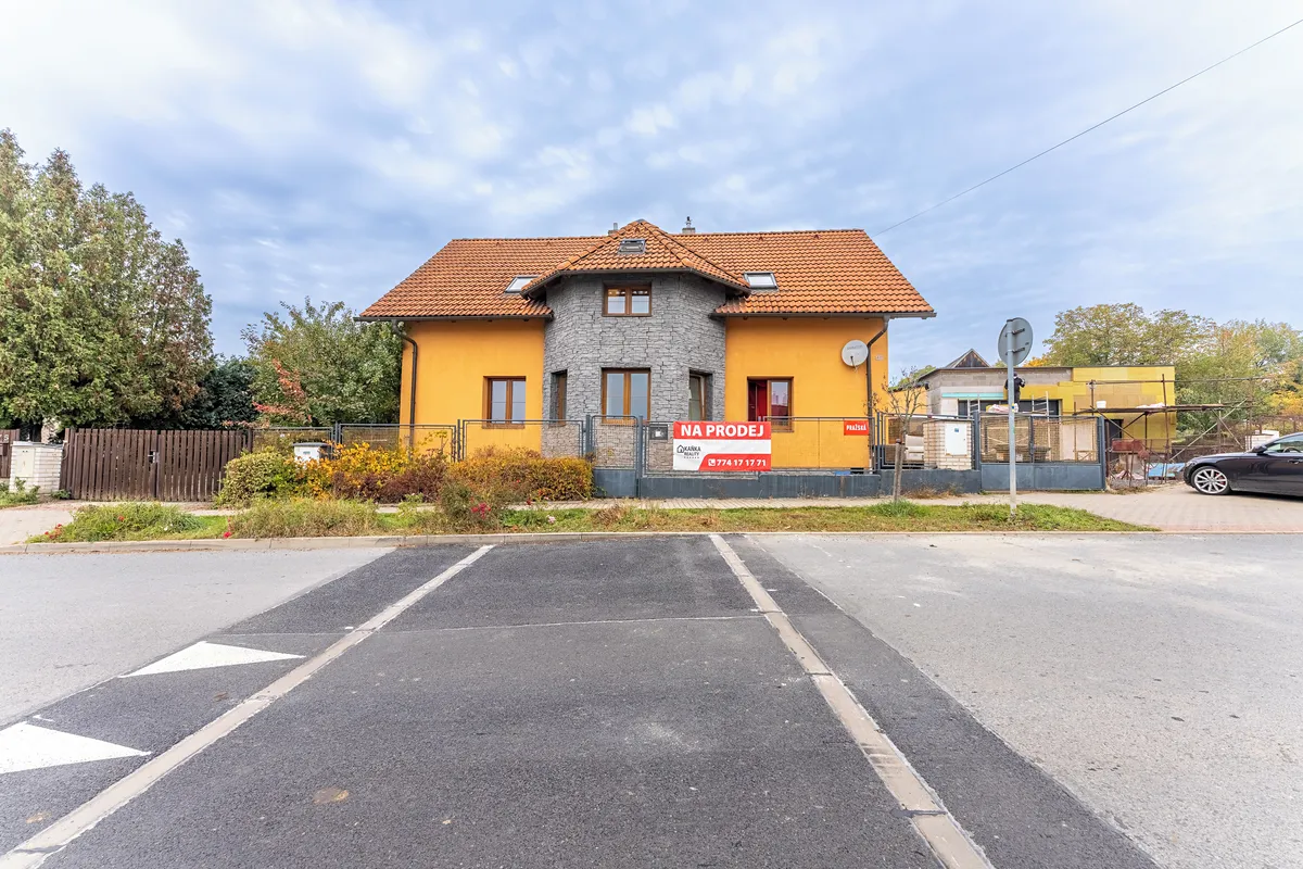 Prodej rodinného domu 170 m², pozemek 700 m²