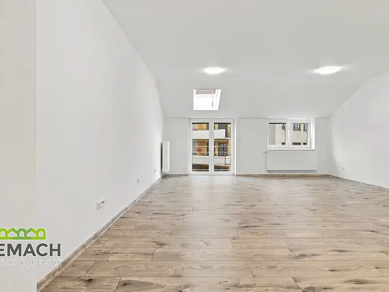 Pronájem bytu 1+1 74 m², Náchod – náhled fotky 3