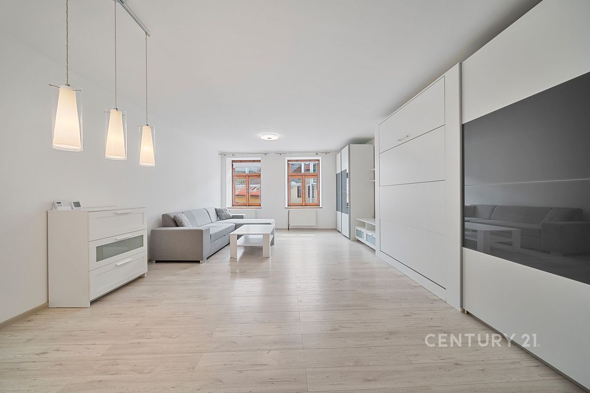 Pronájem bytu 1+kk 51 m²