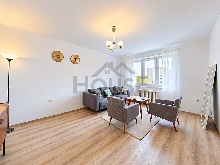 Prodej bytu 3+1, 64 m² (1 z 24)