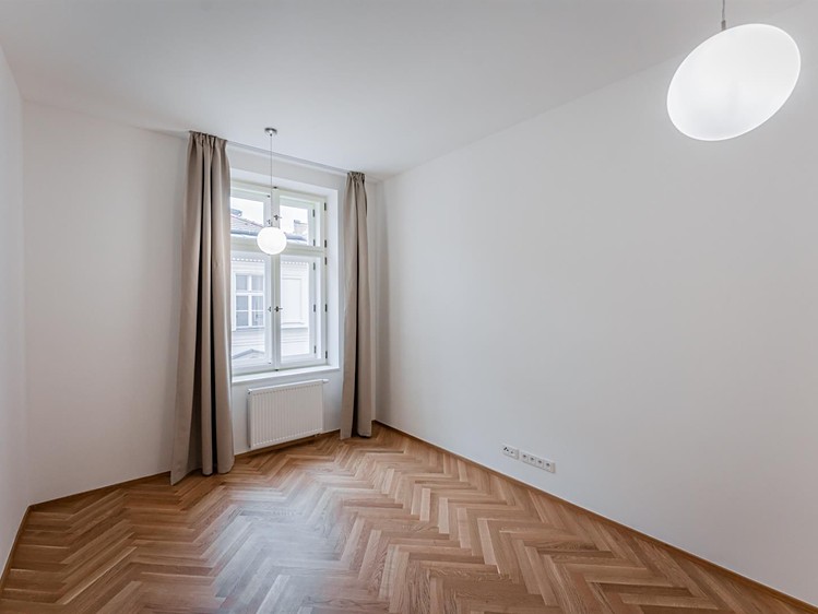 Pronájem bytu 3+kk, 86 m² (6 z 18)