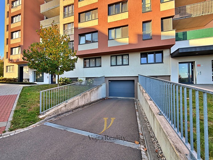 Квартира 2+kk в оренду, 58 м² (23 з 24)