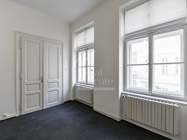Комерційне приміщення в оренду, 110 м² (6 з 17)