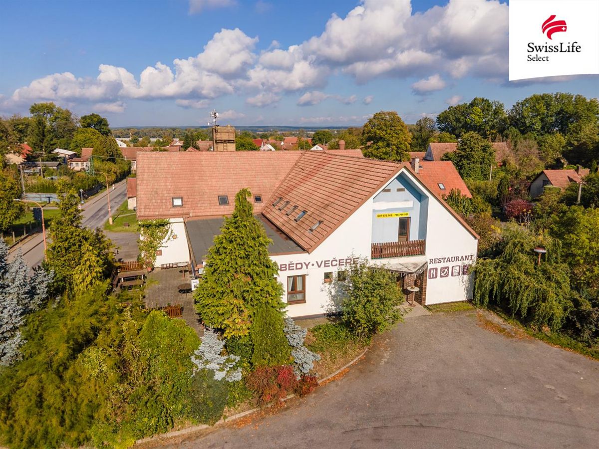 Prodej ubytovacího zařízení 835 m², Stradouň – fotka 1 z 3